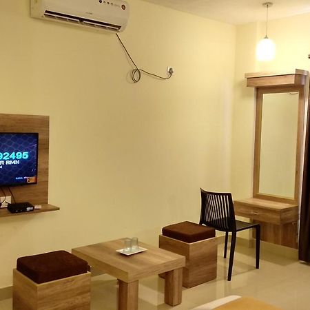 Shesha Kuteera Hotel Subrahmanya Exteriör bild