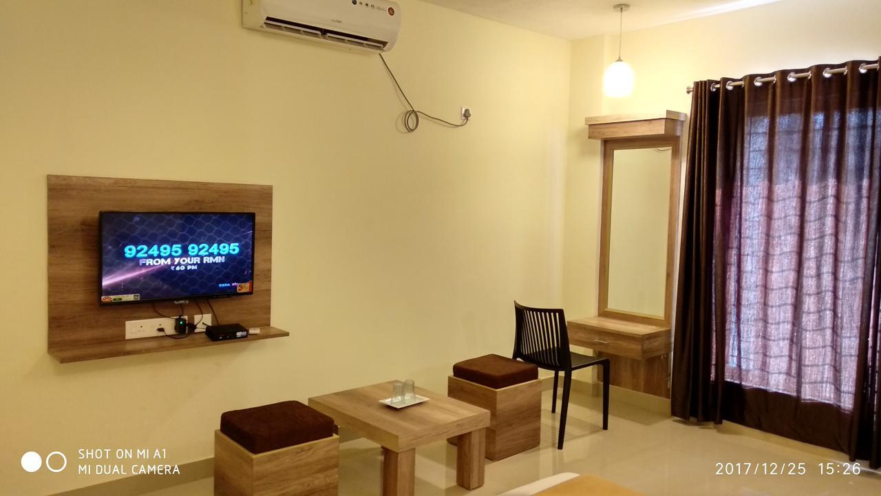 Shesha Kuteera Hotel Subrahmanya Exteriör bild